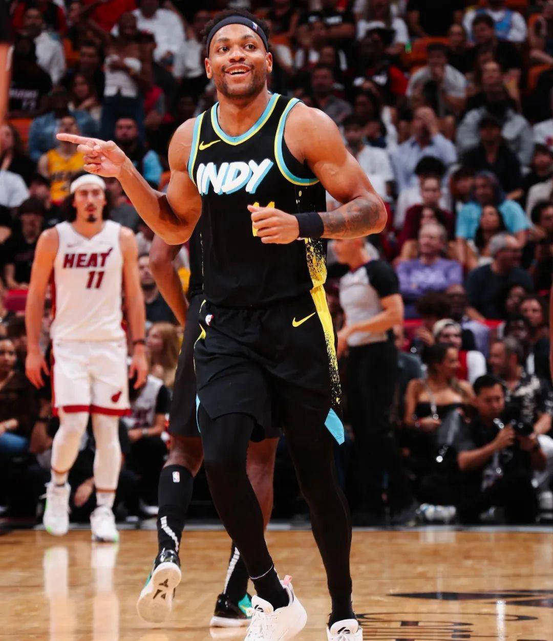 NBA-想回欧洲!瓦兰寻求买断合同掘金正说服他留在NBA
