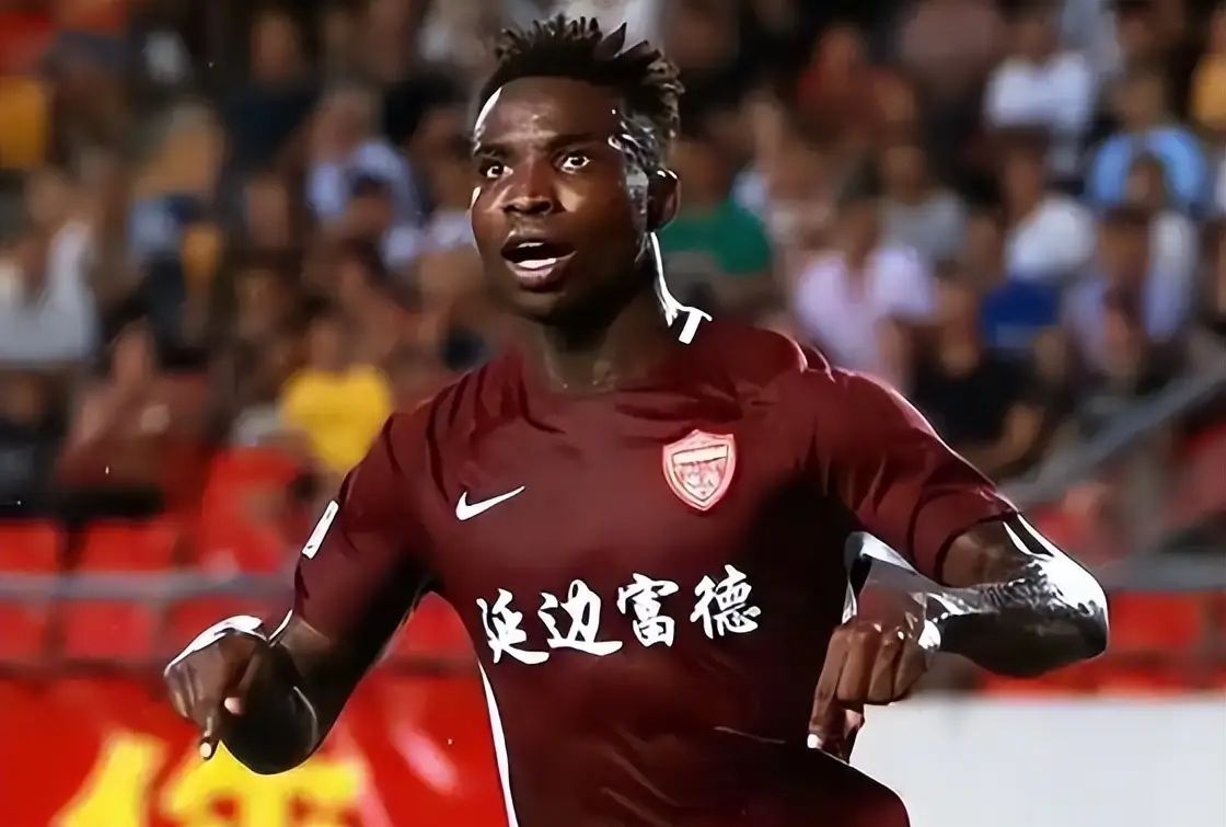 中超-奥斯卡造险约尼查屡失良机西海岸0-0云南玉昆
