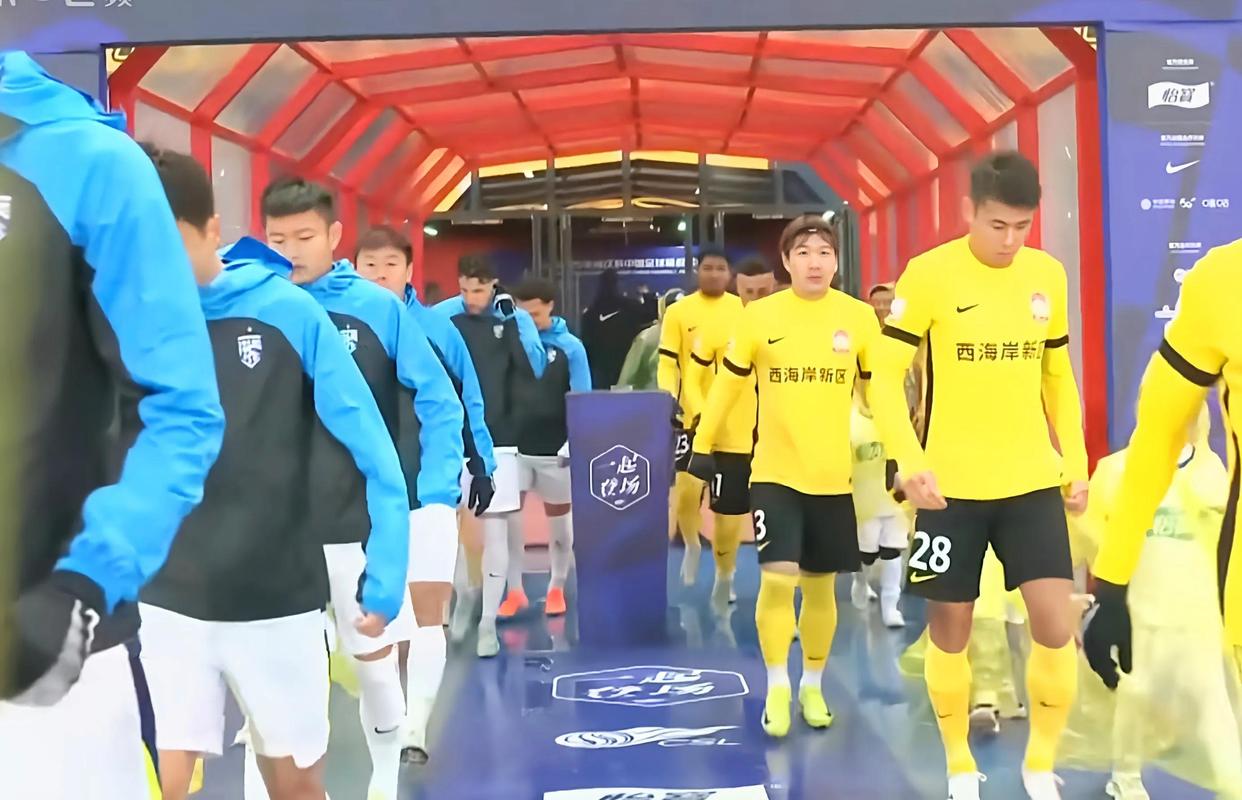 足协杯-阿齐兹传射戴维森建功西海岸2-0大连鲲城晋级8